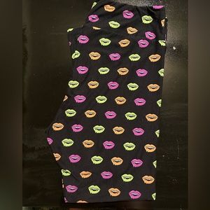 NWOT LuLaRoe Halloween Leggings size TC2 - Unicorn
